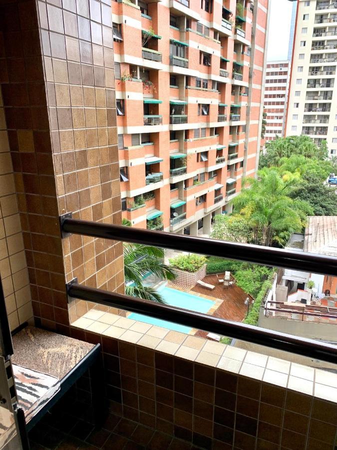 Excelente E Charmoso Apto 1 Dormitorio - Metro Fradique São Paulo Exterior photo